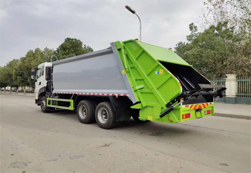 東風(fēng)凱普垃圾車(chē)后方位圖